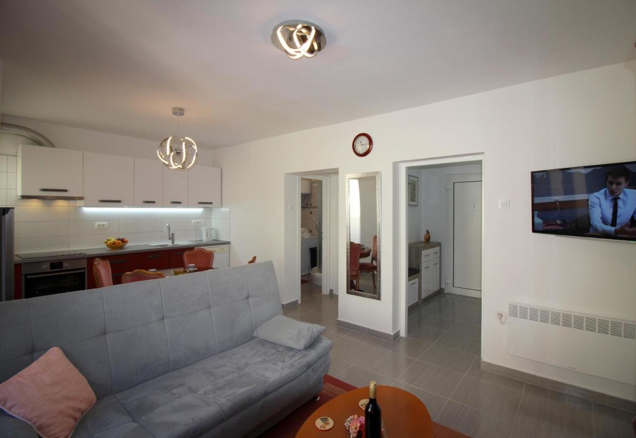 Agata In Center Apartment Porec