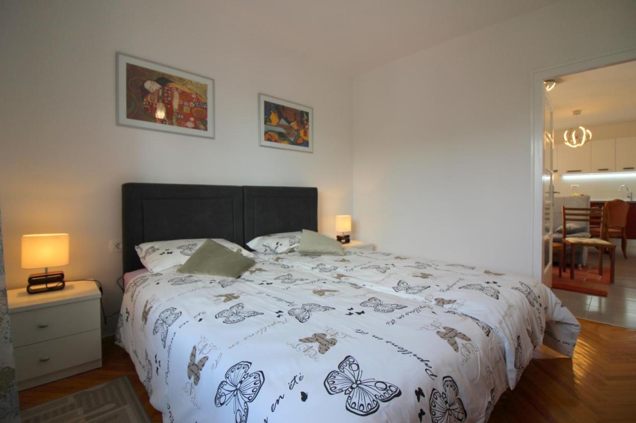 Apartment Agata In Center
